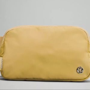 Lululemon Everywhere Belt Bag in Golden Sand. Brand new w/tags